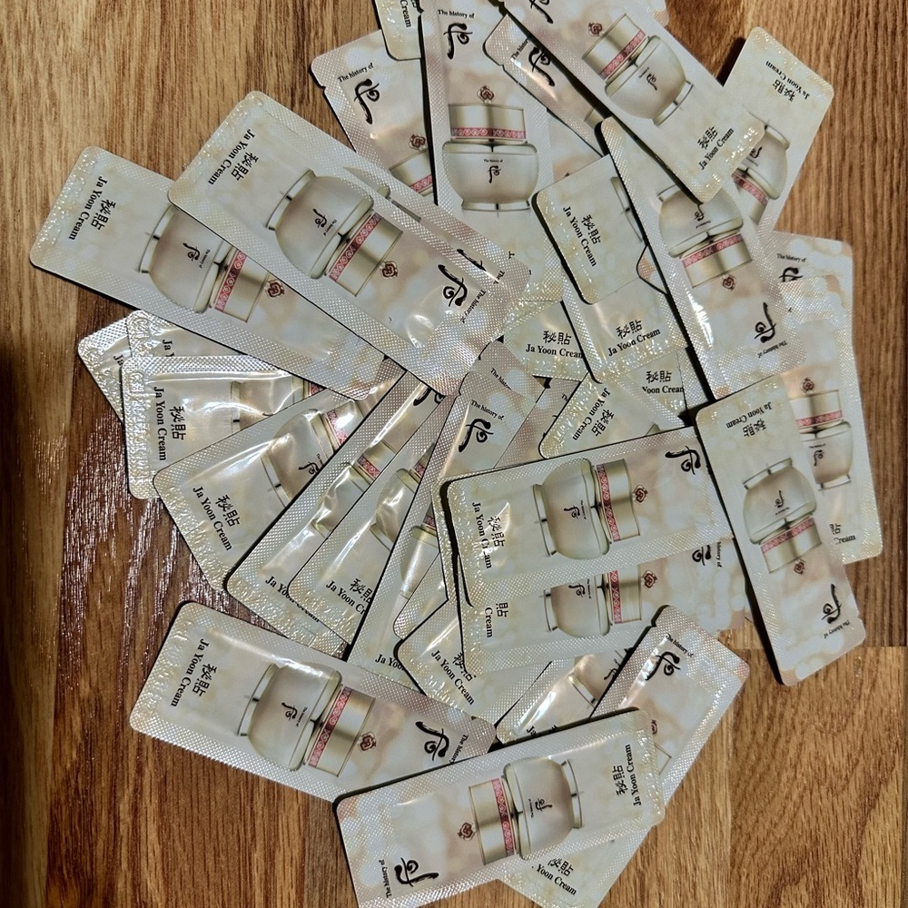 The history of Whoo Bichup Ja Yoon Cream 1ml x 60 Pcs(60ml) Sample Newest Vers